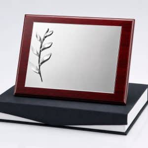 Placa Conmemorativa alpaca con motivo floral